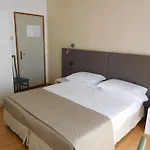 Emperador Hotel