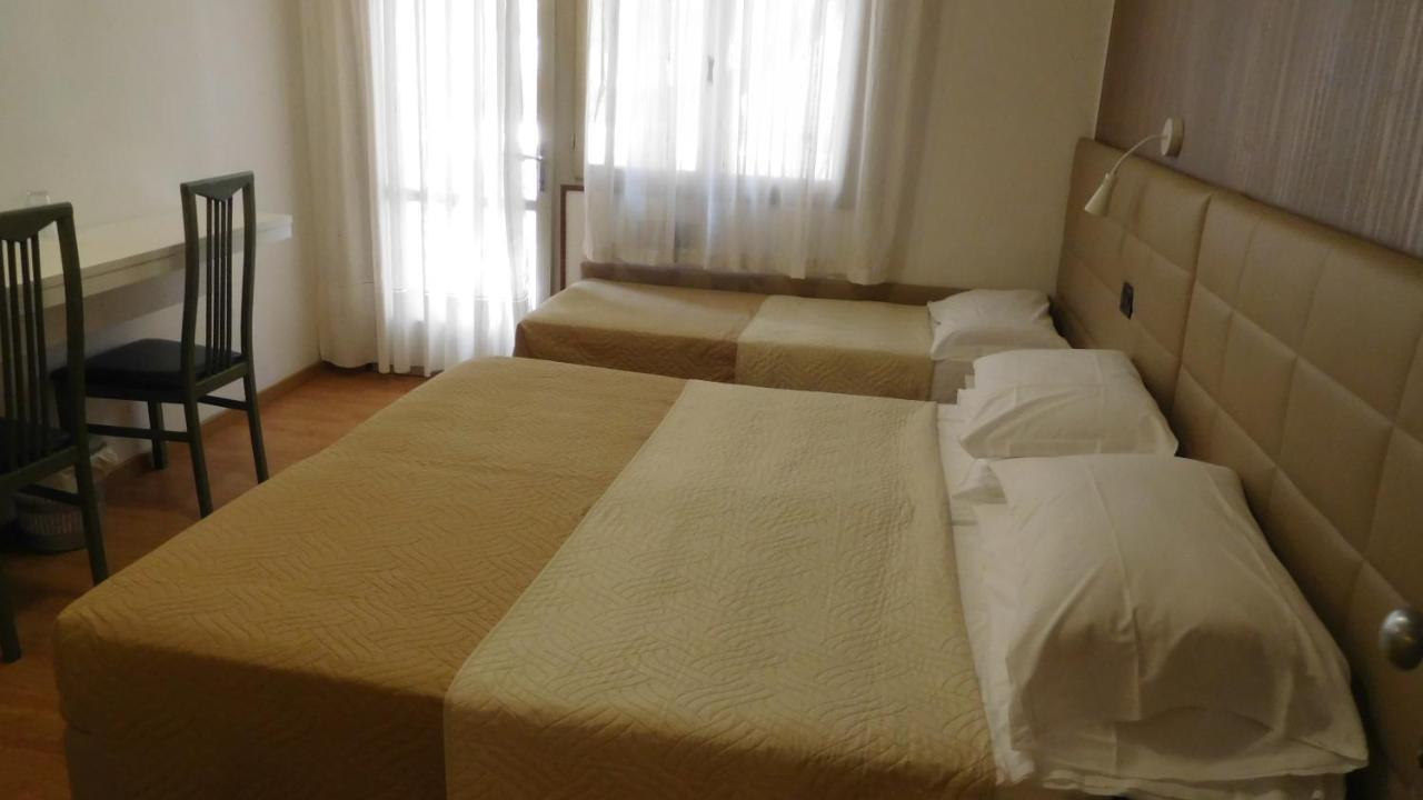 Emperador Hotel